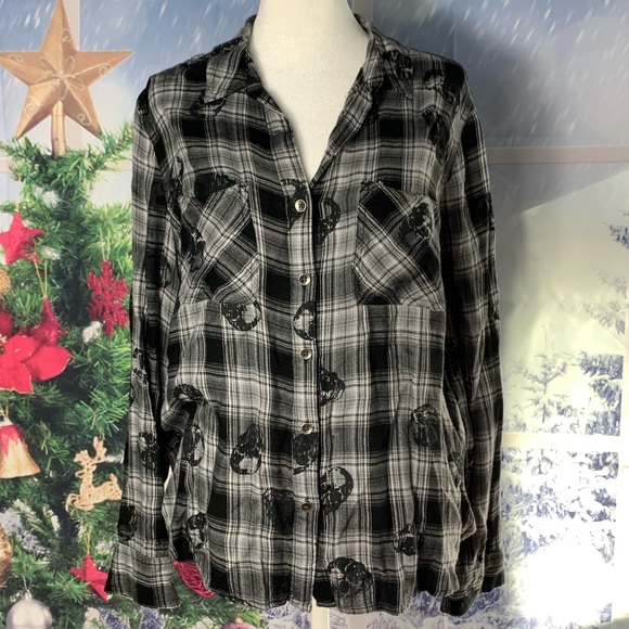 Rock & Republic Tops - Rock & Republic Scull Button Down Flannel Top Shirt